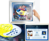 Lionel Messi autographed footballboots with COA<br>-- Stima di prezzo: 350,00  --