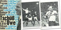 Tsch Uwe. Offizielles Programm zum Uwe Seeler Abschiedspiel HSV - Weltelf. 1.5.1972. Mit vier original Signatur von Uwe Seeler (1936 - 2022) auf den ganzsetigigen Fotos im Innenteil.<br>-- Schtzpreis: 40,00  --