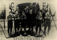 S/W-Pressefoto vom Spiel "Berlin v Glasgow Rangers" (1:5) am 19.5.1933 in Berlin, 22x15,5 cm.<br>-- Schtzpreis: 40,00  --