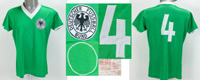 Original match worn / match issued Spielertrikot 1972 - 1973 von Deutschland mit der Rckennummer 4. Status:ACC.<br>-- Schtzpreis: 1100,00  --