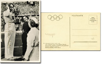 (1911-2005) s/w-Fotokarte mit Originalsignatur von Tilly Fleischer. Olympiasiegerin 1936 im Speerwerfen. 14x9 cm.<br>-- Schtzpreis: 40,00  --