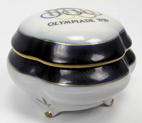 Olympic Games 1936. Commemorative Porcelain Box<br>-- Estimate: 125,00  --