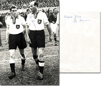 (1914 -1990) s/w-fotokopiertes Bild mit Originalsignatur von Edmund "Ed" Conen (DFB 28 A - Fuballlnderspiele; Saarbrcken, Stuttgarter Kickers) auf der Vor und Rckseite. 17,5x12,5 cm.