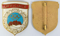 Offizielles Teilnehmerabzeichen der Olympischen Spiele 1956 "Ufficiale - Cortina 1956", vergoldete Bronze, mehrfarbig emailliert, 4,5x3,5 cm.