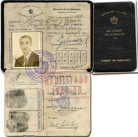 (1883-1959) Personlausweis des kubanischen Fechters Ramon Fonst Segundo (1883-1959) mit original Signatur in Tinte, S/W-Passfoto und zwei original Fingerabdrucken. Fonst war der erste olympische Medaillengewinner aus Lateinamerika. Er gewann im Fechten bei