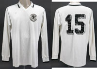 Original match worn Spielertrikot von Deutschland mit der Rckennummer 15. Getragen von Erich Beer in einem Lnderspiel 1978. Erich Beer wurde beim World Cup 1978 in vier Spielen eingesetzt. Status:AAB.