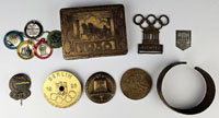 9 Souvenirs von den Olympischen Spielen Berlin 1936.<br>-- Schtzpreis: 200,00  --