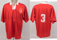 Original match worn Spielertrikot von Tunesien mit der Rckennummer 3. Getragen im Freundschaftsspiel am 22.09.1993 gegen Deutschland. Tunesien - Deutschland 1:1. Tauschtrikot eines deutschen Nationalspielers. Status:AAA.