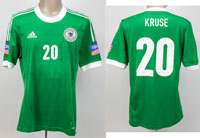 Original match worn DFB Spielertrikot mit der Rckennummer 20. Getragen von Max Kruse am 02.06.2013  im Freundschaftsspiel gegen die USA. USA - Deutschland 4:3. Kruse erzielte den 2:4 Anschlusstreffer. Trikot mit Sonder Patch zum Jubilum 100 Years U.S. So